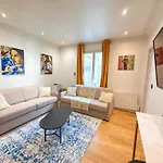 Urbanflat 104 - Grand Apartment Paris Opera